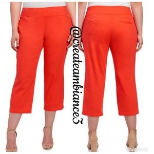 Caroline Pull-on Crop Pant